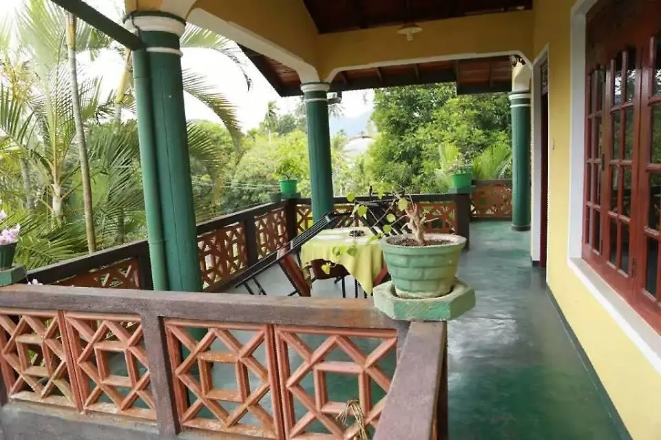 Juliyanvilla Kandy Sri Lanka